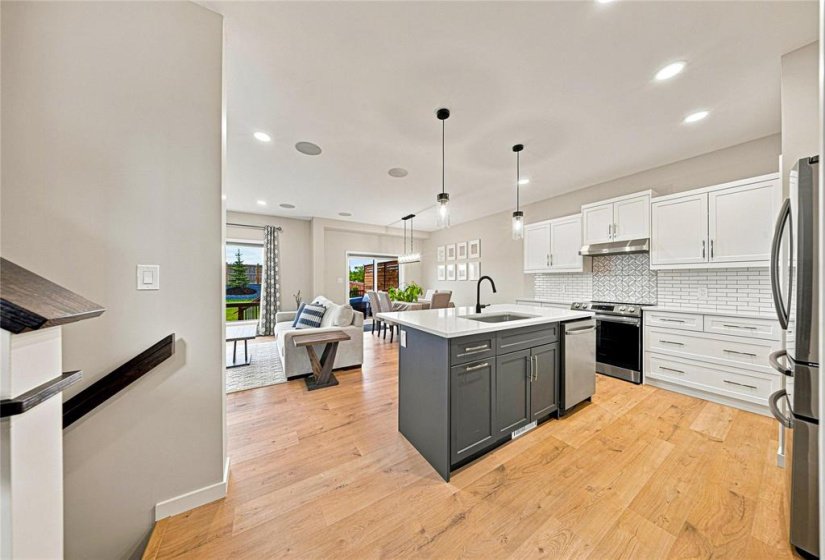 195 Tanager, 3 Bedroom Bedrooms, 11 Room Rooms,2 BathroomBathrooms,Residential,For Sale,Tanager,0