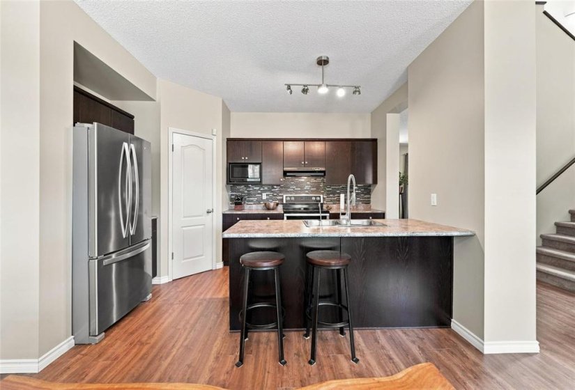 99 Linden Lake, 3 Bedroom Bedrooms, 10 Room Rooms,2 BathroomBathrooms,Residential,For Sale,Linden Lake,0