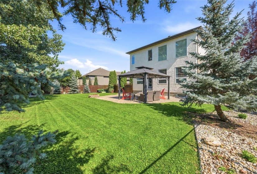 99 Linden Lake, 3 Bedroom Bedrooms, 10 Room Rooms,2 BathroomBathrooms,Residential,For Sale,Linden Lake,0