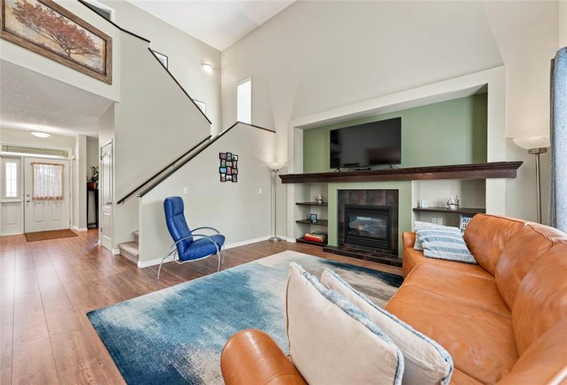99 Linden Lake, 3 Bedroom Bedrooms, 10 Room Rooms,2 BathroomBathrooms,Residential,For Sale,Linden Lake,0