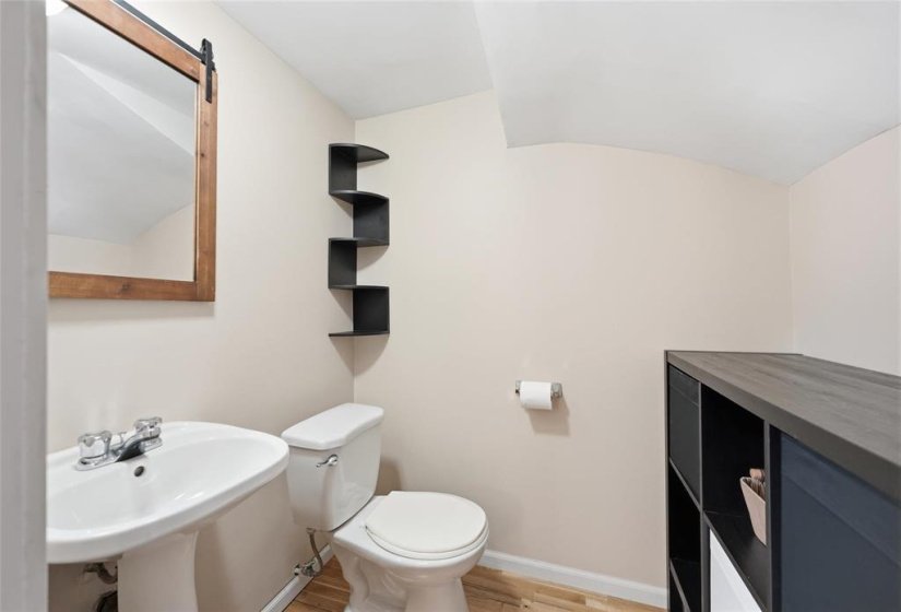 120 Lenore, 4 Bedroom Bedrooms, 13 Room Rooms,2 BathroomBathrooms,Residential,For Sale,Lenore,0