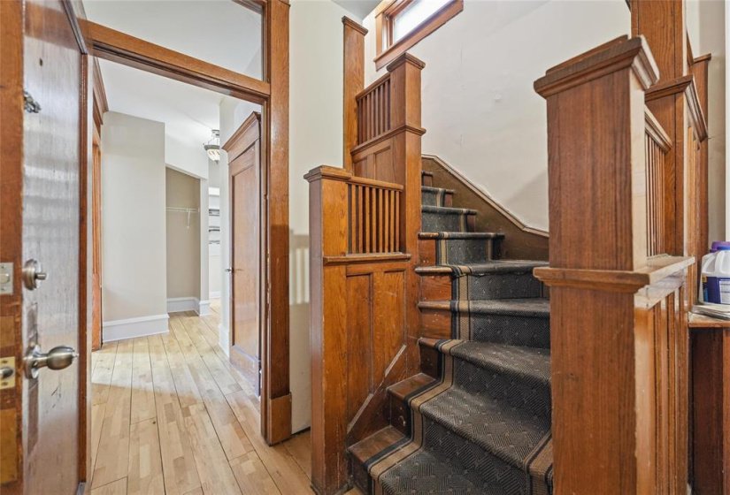 120 Lenore, 4 Bedroom Bedrooms, 13 Room Rooms,2 BathroomBathrooms,Residential,For Sale,Lenore,0