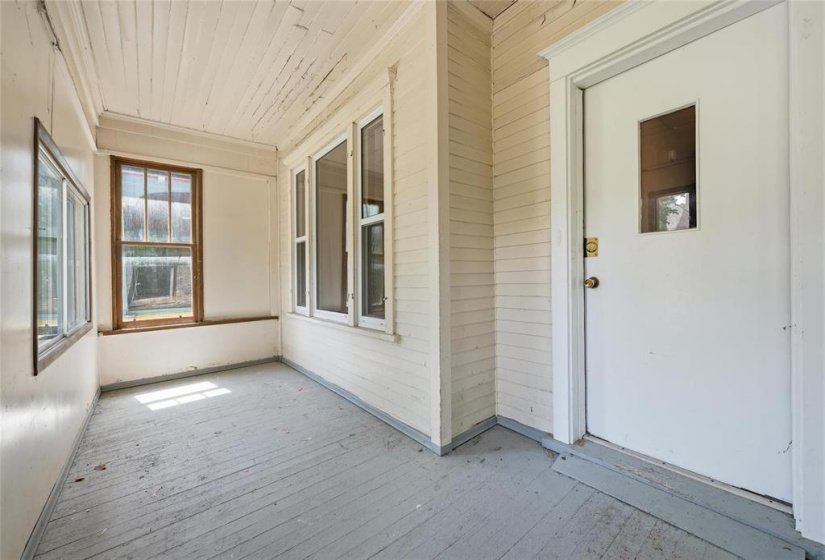 120 Lenore, 4 Bedroom Bedrooms, 13 Room Rooms,2 BathroomBathrooms,Residential,For Sale,Lenore,0