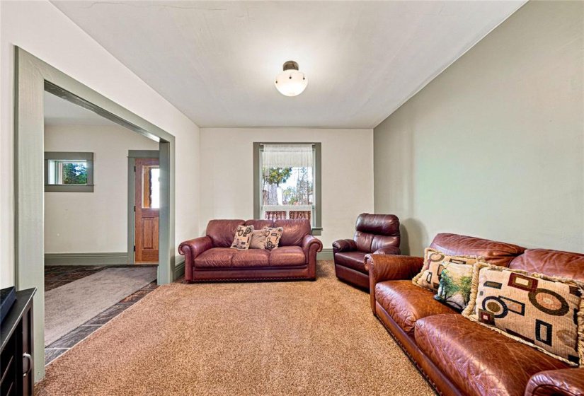 180 Polson, 4 Bedroom Bedrooms, 10 Room Rooms,2 BathroomBathrooms,Residential,For Sale,Polson,0