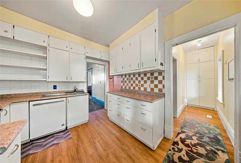 180 Polson, 4 Bedroom Bedrooms, 10 Room Rooms,2 BathroomBathrooms,Residential,For Sale,Polson,0