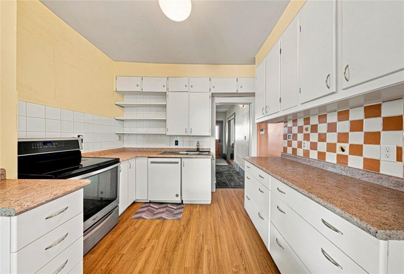 180 Polson, 4 Bedroom Bedrooms, 10 Room Rooms,2 BathroomBathrooms,Residential,For Sale,Polson,0