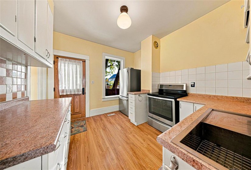180 Polson, 4 Bedroom Bedrooms, 10 Room Rooms,2 BathroomBathrooms,Residential,For Sale,Polson,0