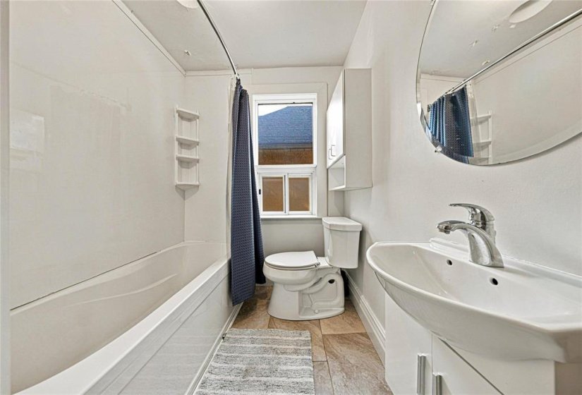 180 Polson, 4 Bedroom Bedrooms, 10 Room Rooms,2 BathroomBathrooms,Residential,For Sale,Polson,0