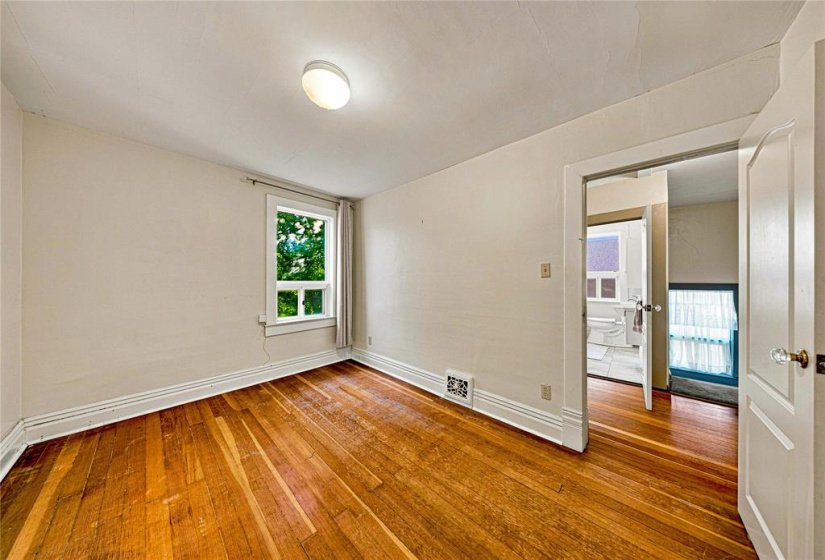 180 Polson, 4 Bedroom Bedrooms, 10 Room Rooms,2 BathroomBathrooms,Residential,For Sale,Polson,0