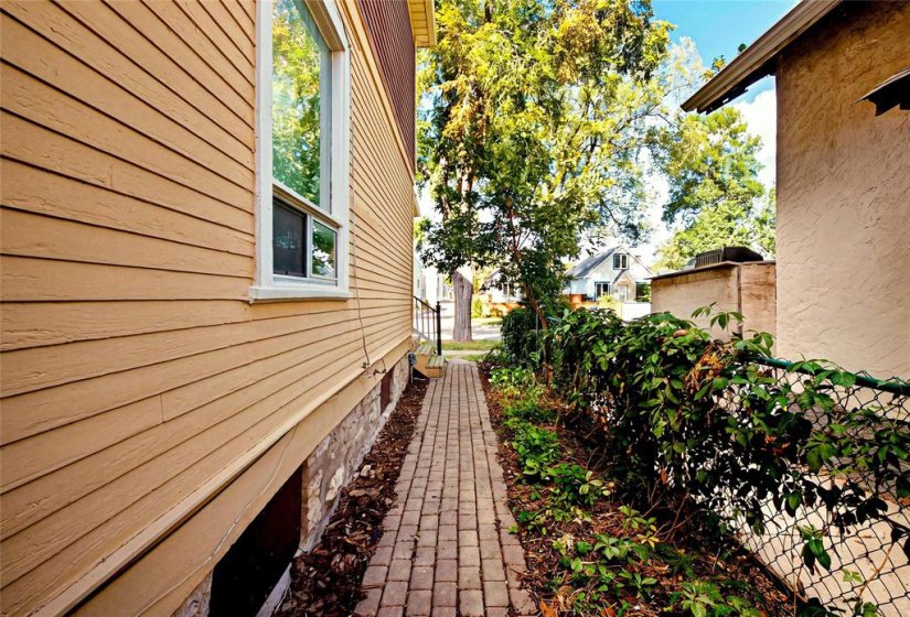 180 Polson, 4 Bedroom Bedrooms, 10 Room Rooms,2 BathroomBathrooms,Residential,For Sale,Polson,0