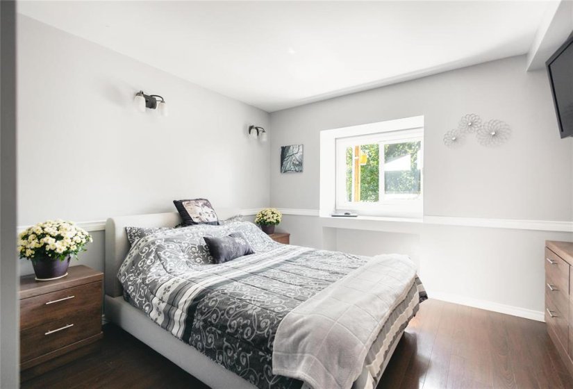 70 Sadler, 3 Bedroom Bedrooms, 10 Room Rooms,1 BathroomBathrooms,Residential,For Sale,Sadler,0