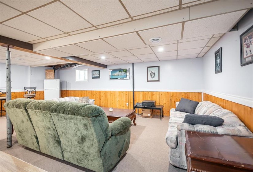 70 Sadler, 3 Bedroom Bedrooms, 10 Room Rooms,1 BathroomBathrooms,Residential,For Sale,Sadler,0