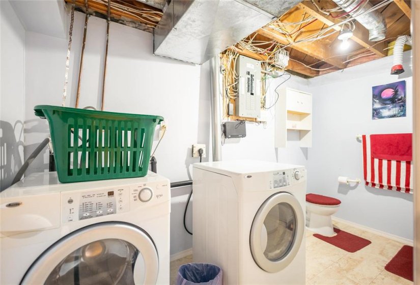 70 Sadler, 3 Bedroom Bedrooms, 10 Room Rooms,1 BathroomBathrooms,Residential,For Sale,Sadler,0