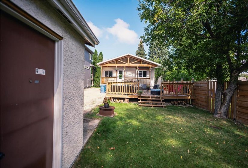 70 Sadler, 3 Bedroom Bedrooms, 10 Room Rooms,1 BathroomBathrooms,Residential,For Sale,Sadler,0