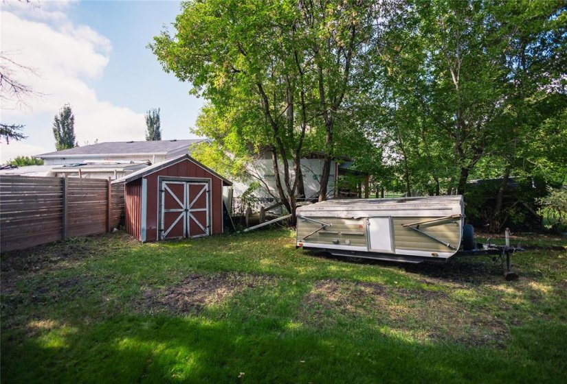 70 Sadler, 3 Bedroom Bedrooms, 10 Room Rooms,1 BathroomBathrooms,Residential,For Sale,Sadler,0