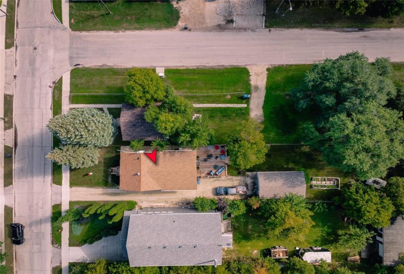 70 Sadler, 3 Bedroom Bedrooms, 10 Room Rooms,1 BathroomBathrooms,Residential,For Sale,Sadler,0