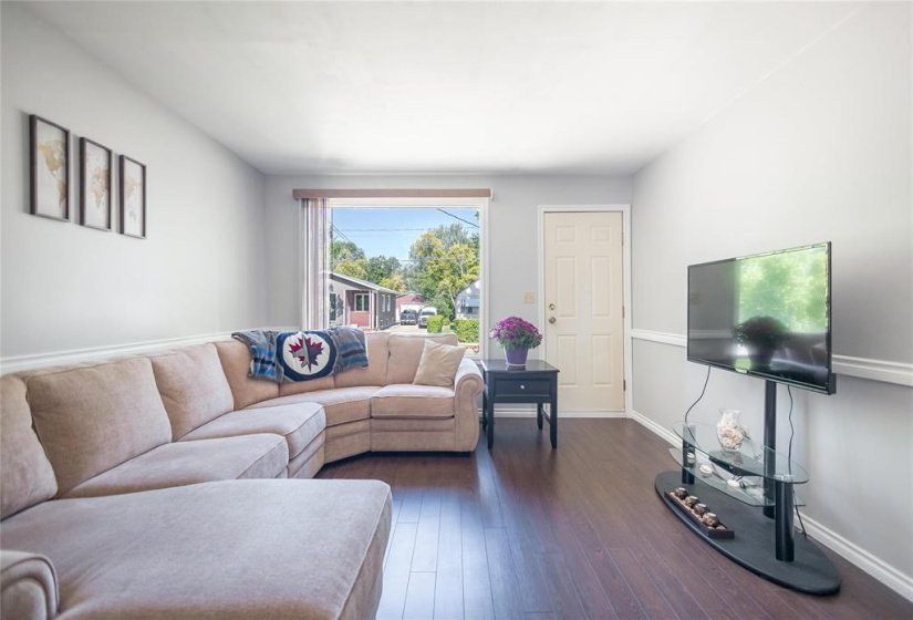 70 Sadler, 3 Bedroom Bedrooms, 10 Room Rooms,1 BathroomBathrooms,Residential,For Sale,Sadler,0