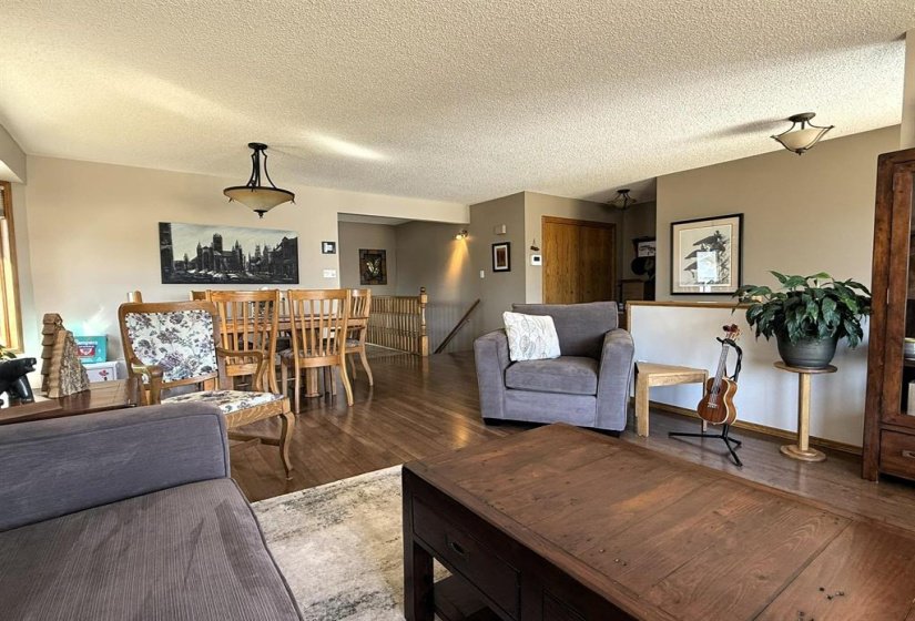 272 1ST, 4 Bedroom Bedrooms, 15 Room Rooms,3 BathroomBathrooms,Residential,For Sale,1ST,0