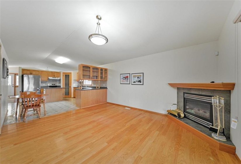 174 Laurel Ridge, 4 Bedroom Bedrooms, 14 Room Rooms,3 BathroomBathrooms,Residential,For Sale,Laurel Ridge,0