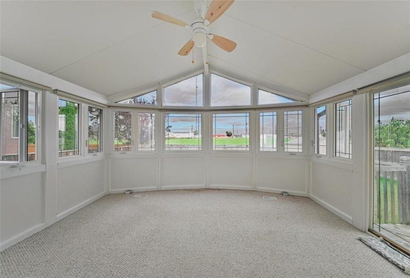 174 Laurel Ridge, 4 Bedroom Bedrooms, 14 Room Rooms,3 BathroomBathrooms,Residential,For Sale,Laurel Ridge,0