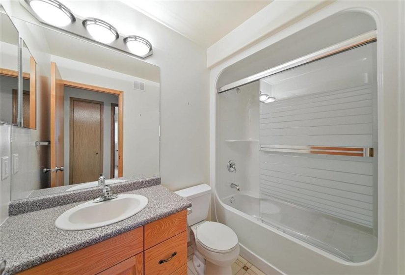 174 Laurel Ridge, 4 Bedroom Bedrooms, 14 Room Rooms,3 BathroomBathrooms,Residential,For Sale,Laurel Ridge,0