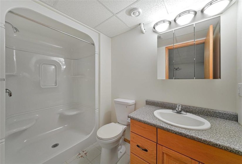 174 Laurel Ridge, 4 Bedroom Bedrooms, 14 Room Rooms,3 BathroomBathrooms,Residential,For Sale,Laurel Ridge,0