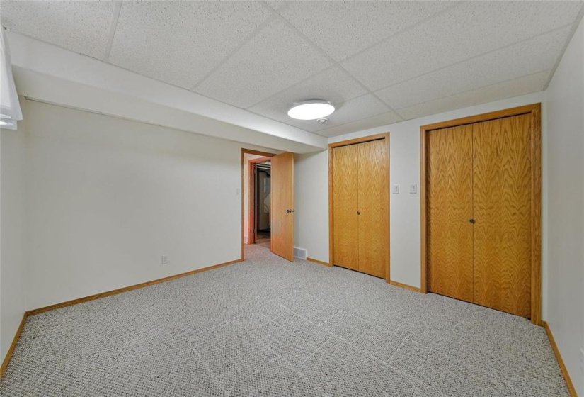 174 Laurel Ridge, 4 Bedroom Bedrooms, 14 Room Rooms,3 BathroomBathrooms,Residential,For Sale,Laurel Ridge,0