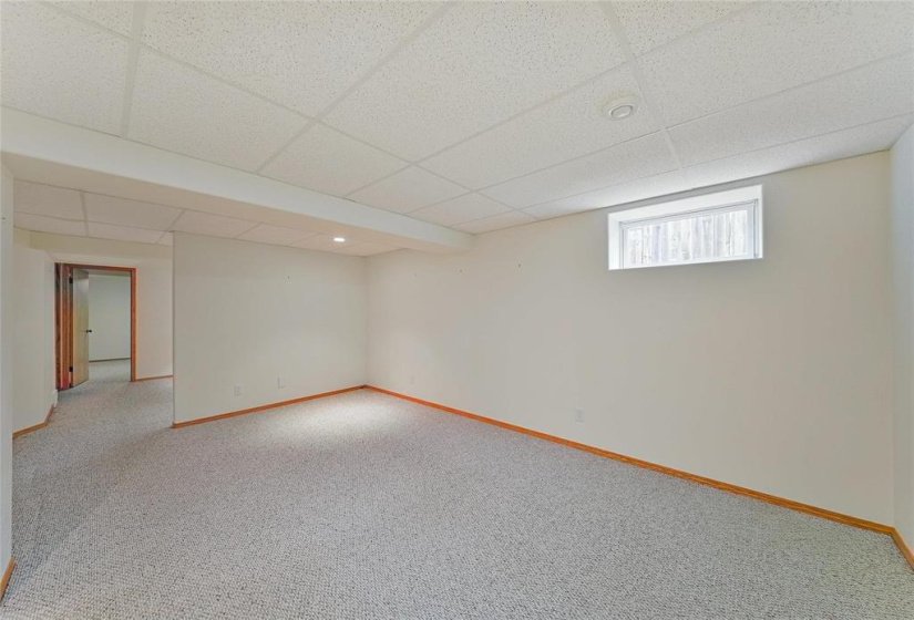 174 Laurel Ridge, 4 Bedroom Bedrooms, 14 Room Rooms,3 BathroomBathrooms,Residential,For Sale,Laurel Ridge,0