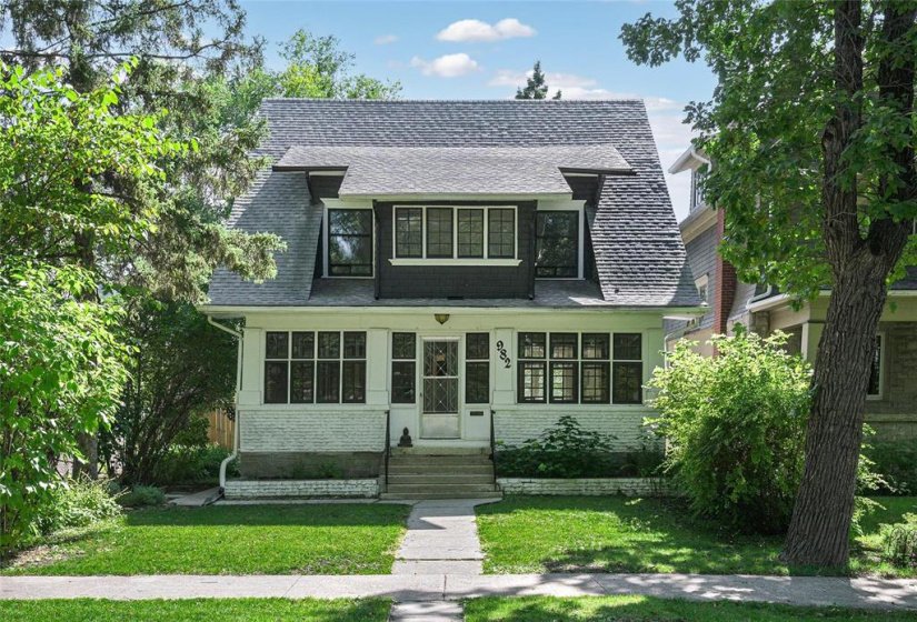 982 McMillan, 4 Bedroom Bedrooms, 11 Room Rooms,1 BathroomBathrooms,Residential,For Sale,McMillan,0