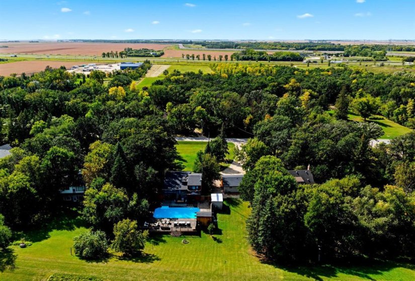 731 RED RIVER, 4 Bedroom Bedrooms, 11 Room Rooms,2 BathroomBathrooms,Residential,For Sale,RED RIVER,0