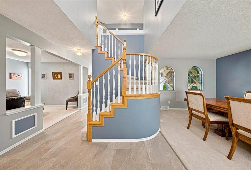 18 Lessard, 4 Bedroom Bedrooms, 16 Room Rooms,2 BathroomBathrooms,Residential,For Sale,Lessard,0