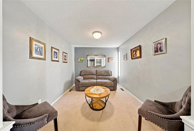 18 Lessard, 4 Bedroom Bedrooms, 16 Room Rooms,2 BathroomBathrooms,Residential,For Sale,Lessard,0