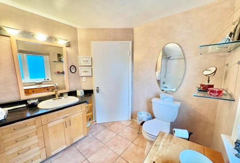 890 Dominion, 3 Bedroom Bedrooms, 8 Room Rooms,2 BathroomBathrooms,Residential,For Sale,Dominion,0