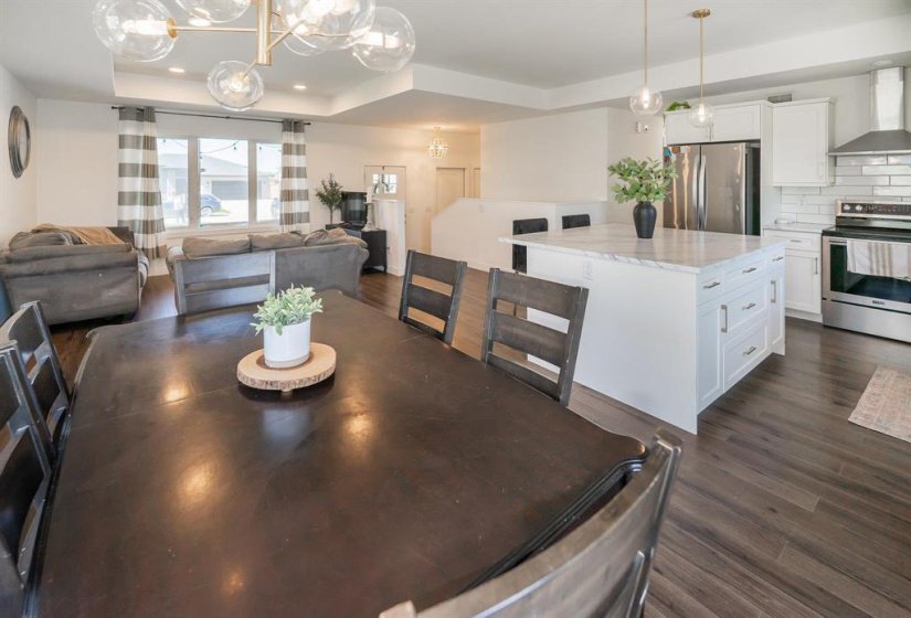 22 BRAMBLEWOOD, 3 Bedroom Bedrooms, 9 Room Rooms,2 BathroomBathrooms,Residential,For Sale,BRAMBLEWOOD,0
