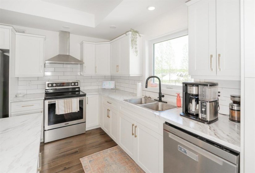 22 BRAMBLEWOOD, 3 Bedroom Bedrooms, 9 Room Rooms,2 BathroomBathrooms,Residential,For Sale,BRAMBLEWOOD,0