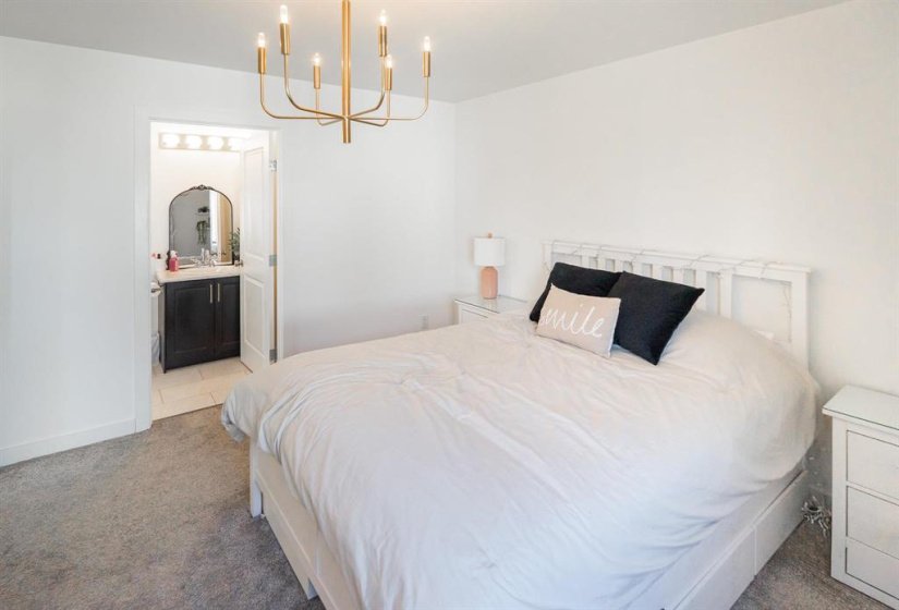22 BRAMBLEWOOD, 3 Bedroom Bedrooms, 9 Room Rooms,2 BathroomBathrooms,Residential,For Sale,BRAMBLEWOOD,0