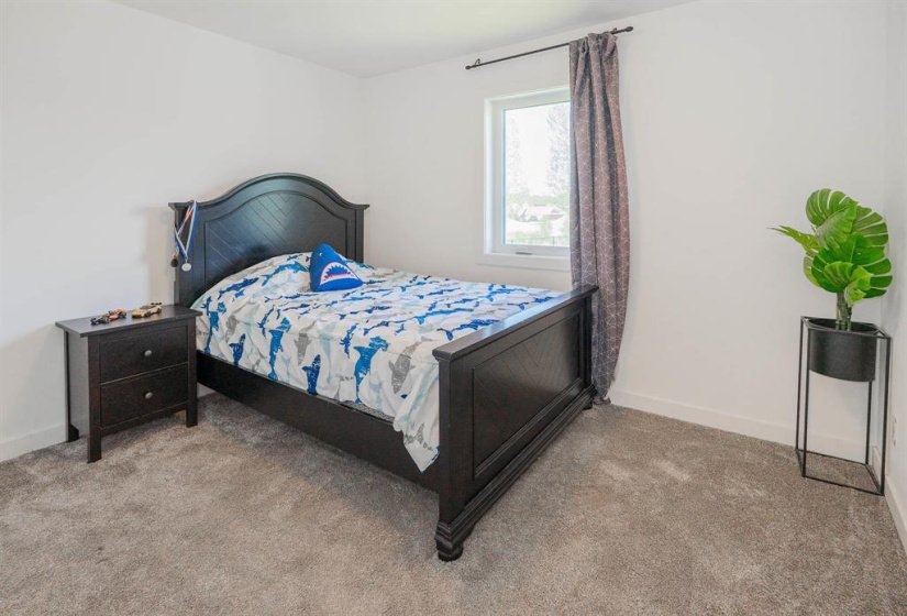 22 BRAMBLEWOOD, 3 Bedroom Bedrooms, 9 Room Rooms,2 BathroomBathrooms,Residential,For Sale,BRAMBLEWOOD,0