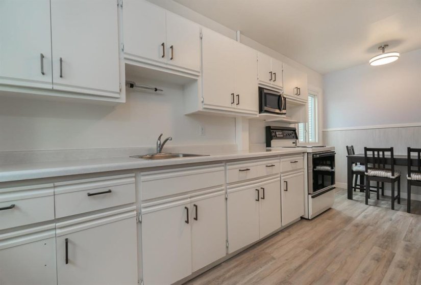 937 Elizabeth, 3 Bedroom Bedrooms, 8 Room Rooms,2 BathroomBathrooms,Residential,For Sale,Elizabeth,0