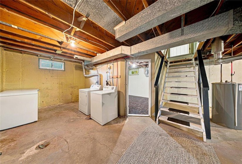 12 Arundel, 2 Bedroom Bedrooms, 6 Room Rooms,1 BathroomBathrooms,Residential,For Sale,Arundel,0