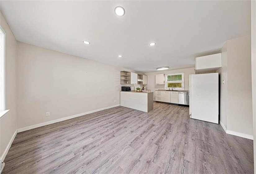 12 Arundel, 2 Bedroom Bedrooms, 6 Room Rooms,1 BathroomBathrooms,Residential,For Sale,Arundel,0