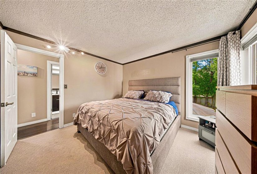 150 Alburg, 4 Bedroom Bedrooms, 11 Room Rooms,2 BathroomBathrooms,Residential,For Sale,Alburg,0