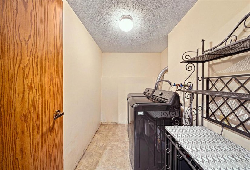 150 Alburg, 4 Bedroom Bedrooms, 11 Room Rooms,2 BathroomBathrooms,Residential,For Sale,Alburg,0