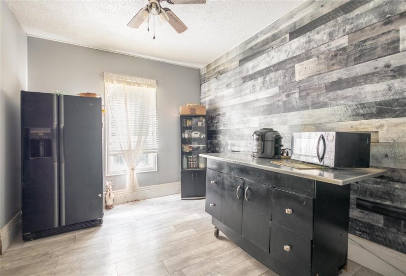 75125 7, 4 Bedroom Bedrooms, 11 Room Rooms,2 BathroomBathrooms,Residential,For Sale,7,0