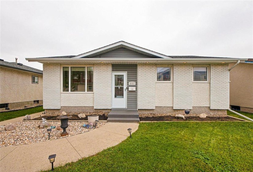 452 Wales, 4 Bedroom Bedrooms, 12 Room Rooms,2 BathroomBathrooms,Residential,For Sale,Wales,0