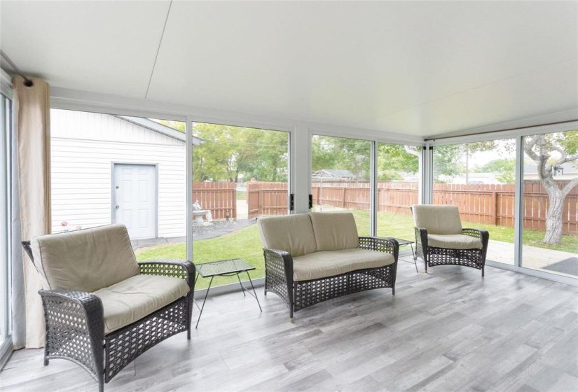 83 Bayview, 4 Bedroom Bedrooms, 10 Room Rooms,2 BathroomBathrooms,Residential,For Sale,Bayview,0
