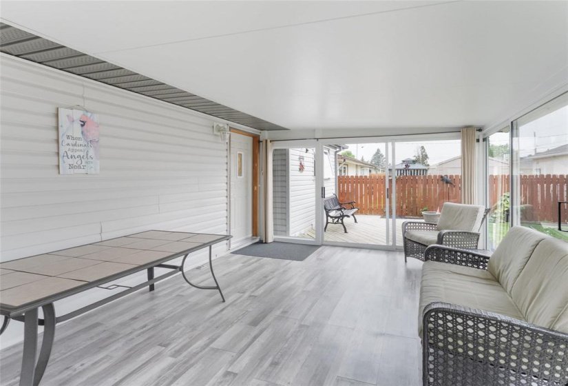 83 Bayview, 4 Bedroom Bedrooms, 10 Room Rooms,2 BathroomBathrooms,Residential,For Sale,Bayview,0