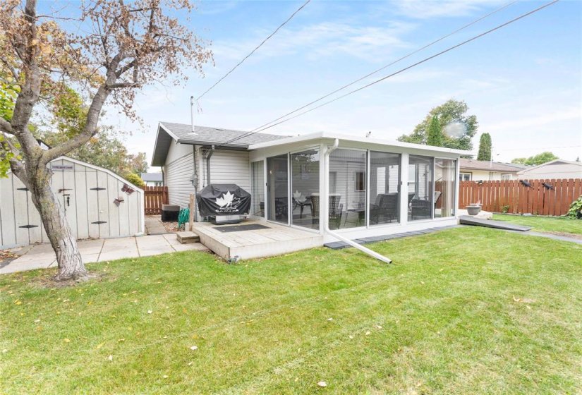 83 Bayview, 4 Bedroom Bedrooms, 10 Room Rooms,2 BathroomBathrooms,Residential,For Sale,Bayview,0