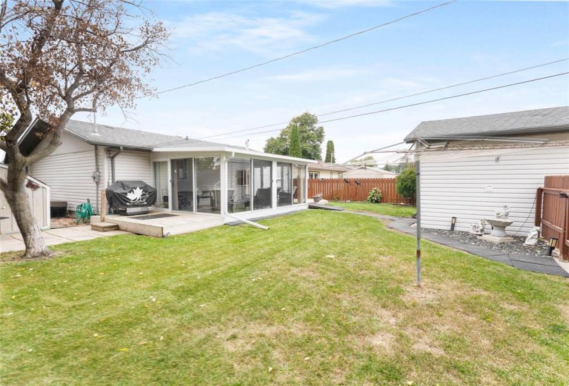 83 Bayview, 4 Bedroom Bedrooms, 10 Room Rooms,2 BathroomBathrooms,Residential,For Sale,Bayview,0