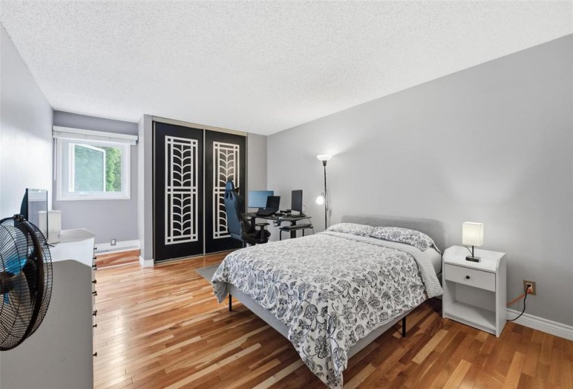 109 Swindon, 2 Bedroom Bedrooms, 7 Room Rooms,1 BathroomBathrooms,Condominium,For Sale,Swindon,0