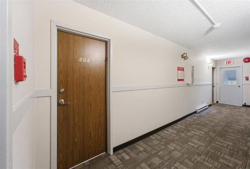 109 Swindon, 2 Bedroom Bedrooms, 7 Room Rooms,1 BathroomBathrooms,Condominium,For Sale,Swindon,0